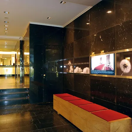 Victoria, Bw Signature Collection Hotell Freiburg im Breisgau