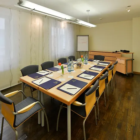 Victoria, Bw Signature Collection Freiburg im Breisgau