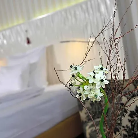 Hotel Victoria, Bw Signature Collection 4*