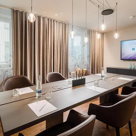 Victoria, Bw Signature Collection Hotel 4*