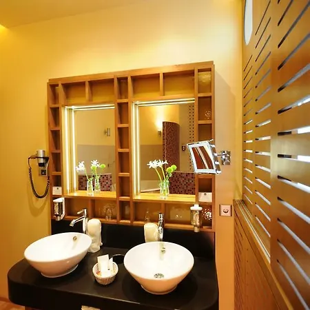 Hotell Victoria, Bw Signature Collection 4*