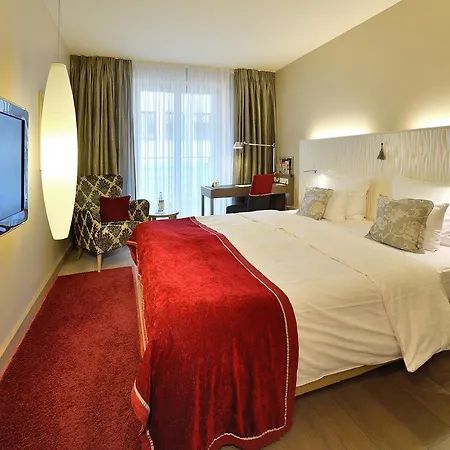Hotel Western Premier Victoria 4*