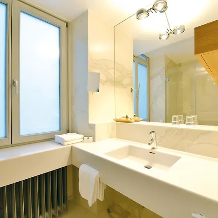 Victoria, Bw Signature Collection Hotell