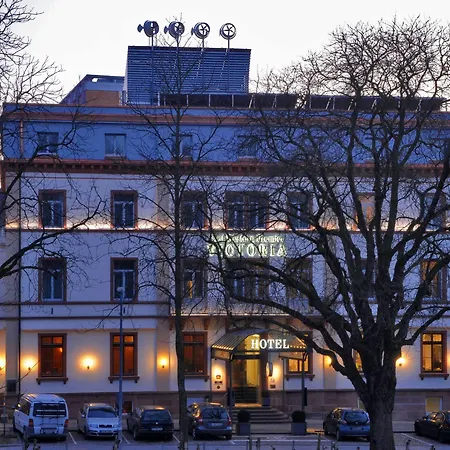 Hotel Western Premier Victoria 4*