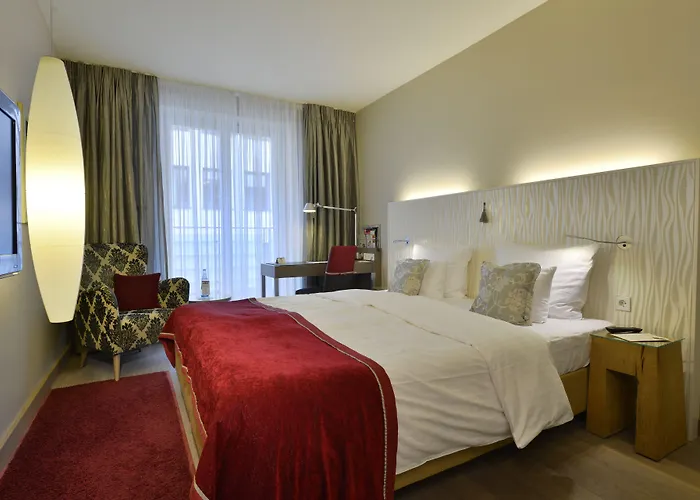 Victoria, Bw Signature Collection