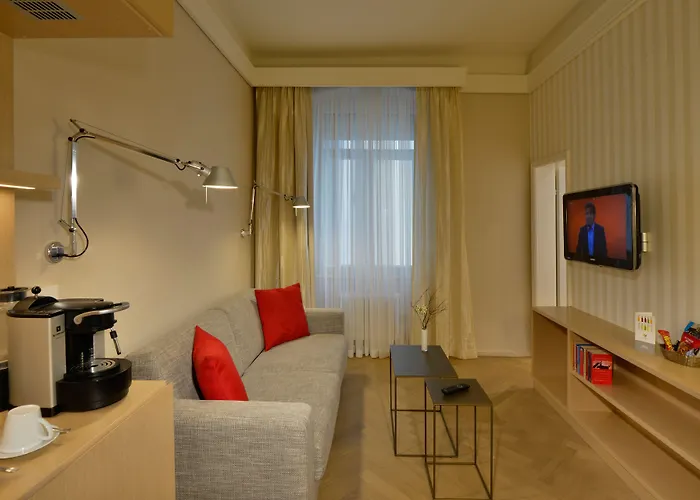 Victoria, Bw Signature Collection 4*