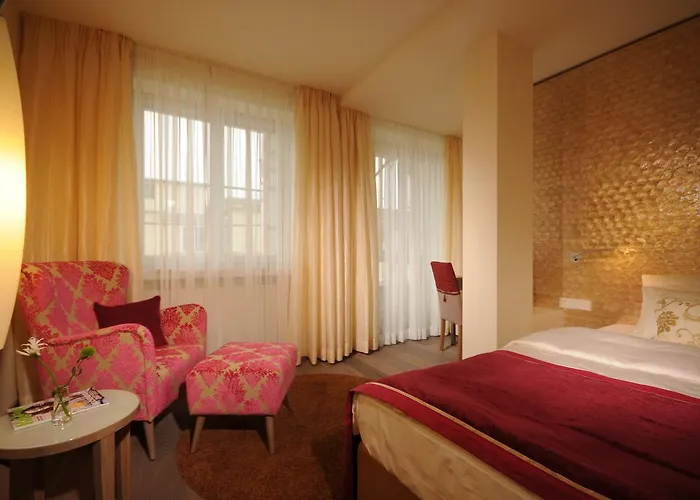 Victoria, Bw Signature Collection Hotel