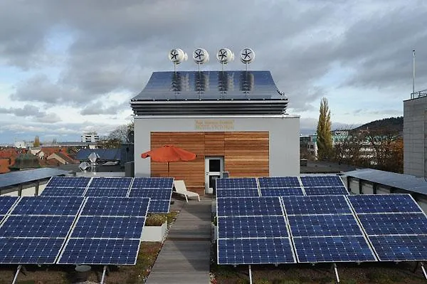 Victoria, Bw Signature Collection